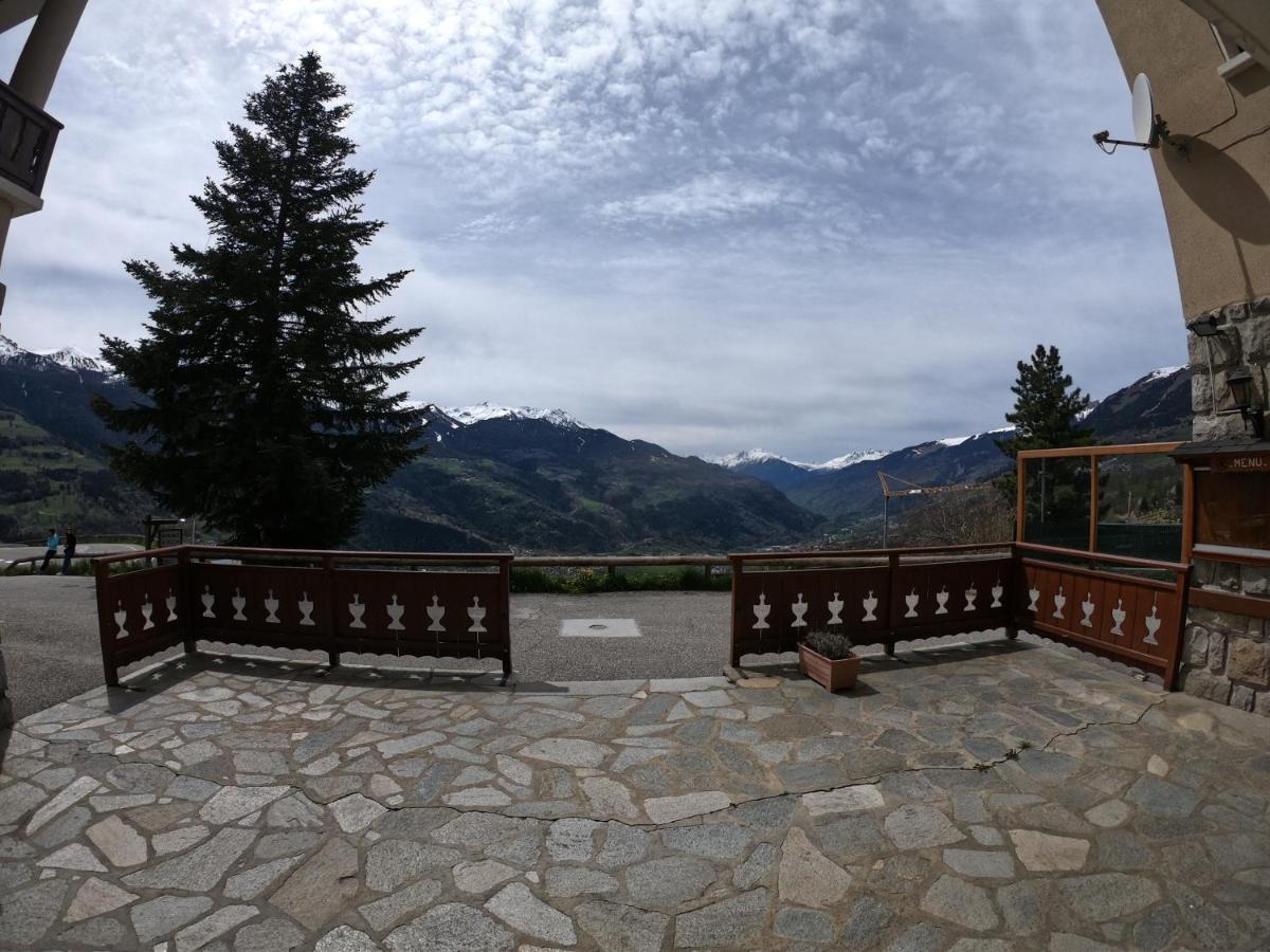 Auberge Le Valezan Luaran gambar